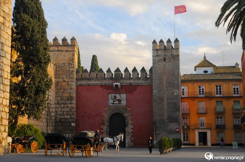 Hiszpania. Na starym mieście w Sevilli. - foto: wnieznane.pl Hiszpania. Na starym mieście w Sevilli. - foto: wnieznane.pl
