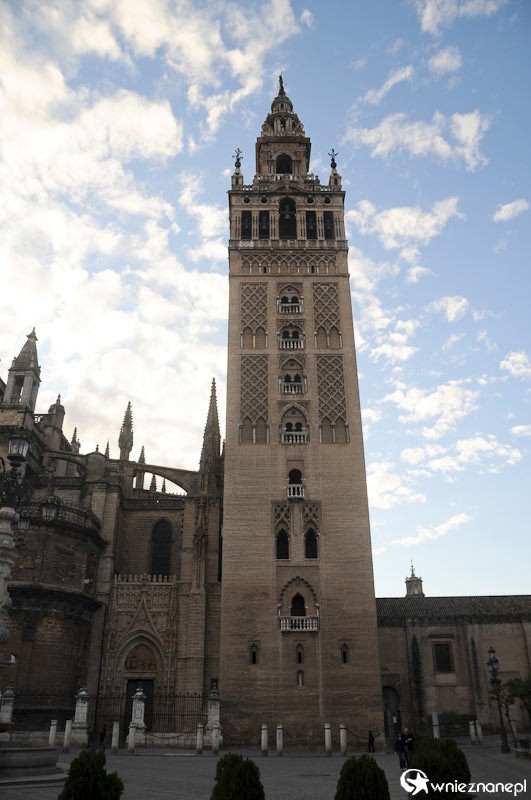 Hiszpania. Na starym mieście w Sevilli. - foto: wnieznane.pl Hiszpania. Na starym mieście w Sevilli. - foto: wnieznane.pl