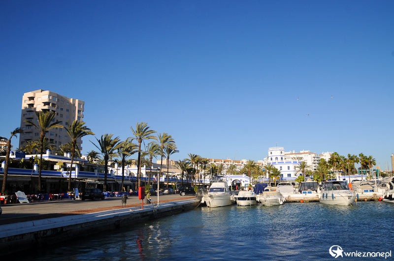 Costa del Sol. Malownicza marina w Esteponi - foto: wnieznane.pl