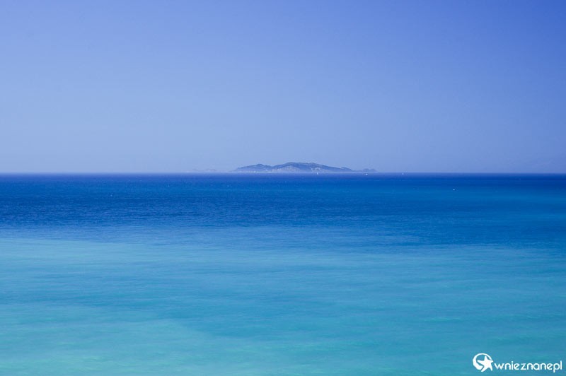 Grecka wyspa Korfu. Wielki błękit w okolicy Peroulades. - foto: wnieznane.pl Grecka wyspa Korfu. Wielki błękit w okolicy Peroulades. - foto: wnieznane.pl
