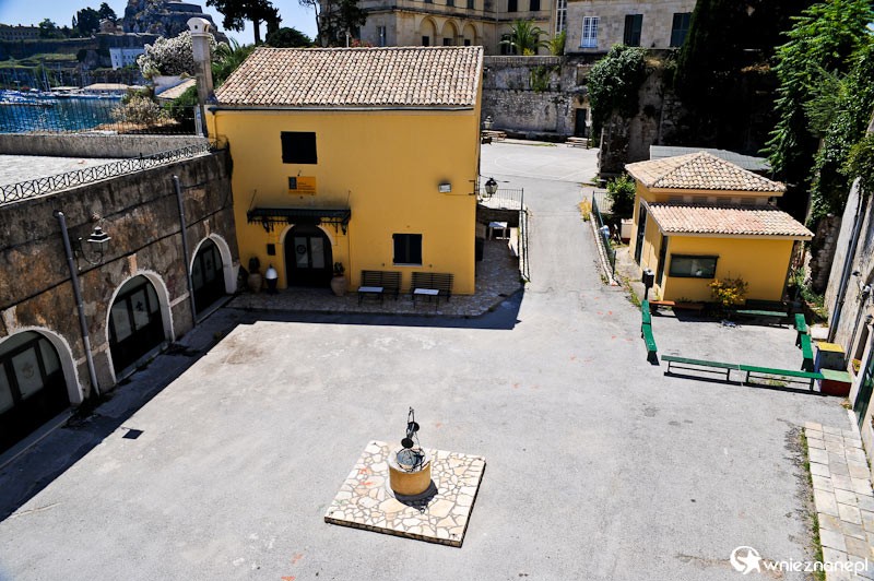 Grecka wyspa Korfu. Stolica wyspy - Kerkira.   - foto: wnieznane.pl