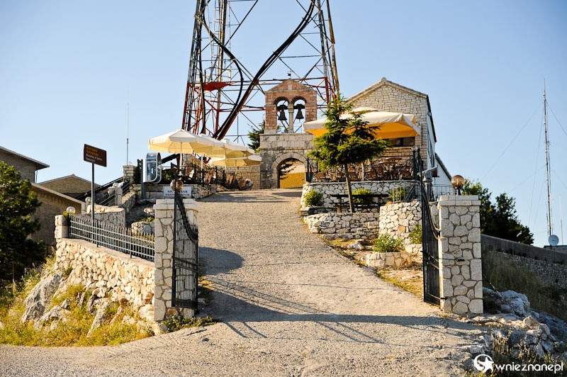 Grecka wyspa Korfu. Na szczycie Pantokratora, najwyższej góry na wyspie. - foto: wnieznane.pl Grecka wyspa Korfu. Na szczycie Pantokratora, najwyższej góry na wyspie. - foto: wnieznane.pl