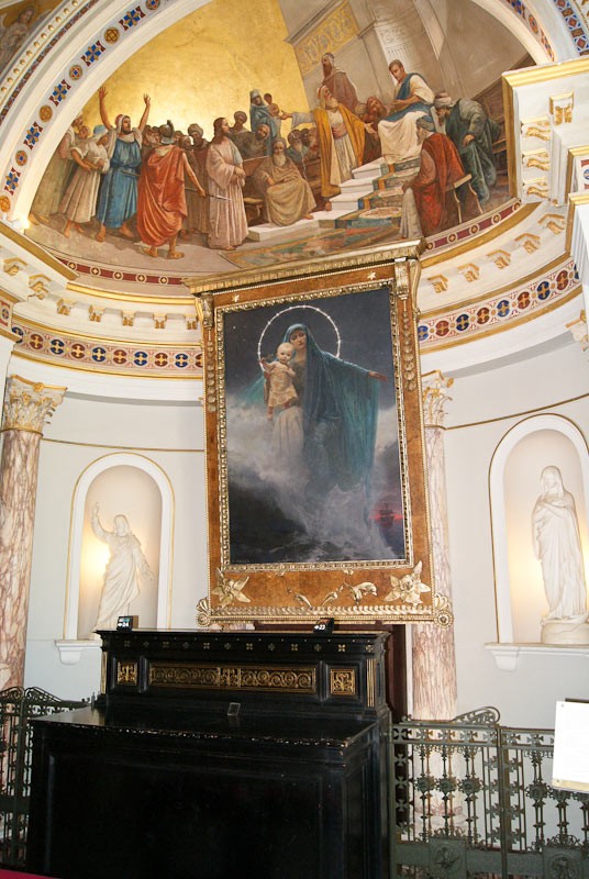 Grecka wyspa Korfu. Wnętrze pałacu Achillion niedaleko Gastouri.  - foto: Bodzis