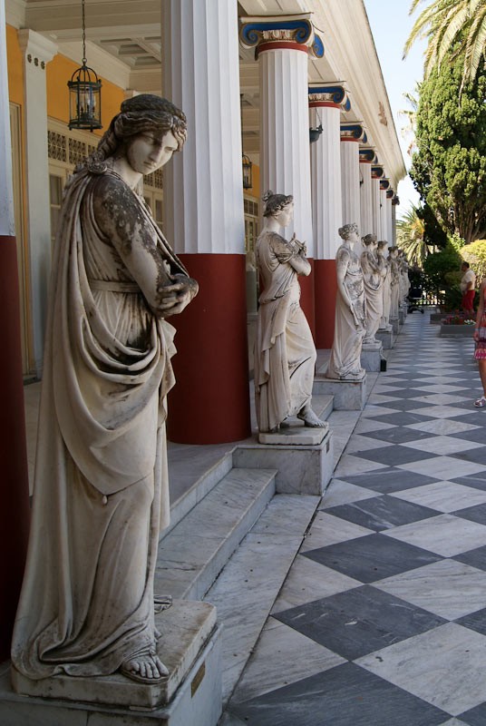 Grecka wyspa Korfu. W pałacu Achillion niedaleko Gastouri.   - foto: Bodzis