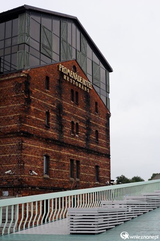 Lipawa. Jeden z hoteli przy promenadzie. - foto: wnieznane.pl