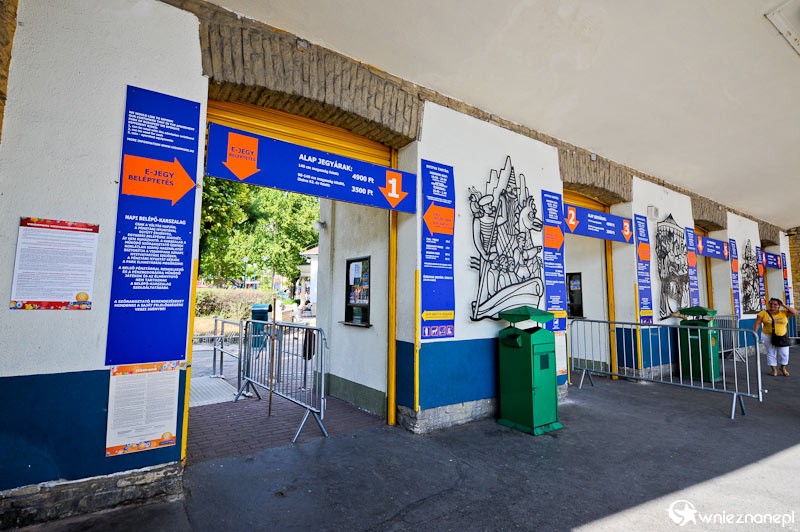 Budapeszt. Wejście do parku rozrywki Vidam. - foto: wnieznane.pl