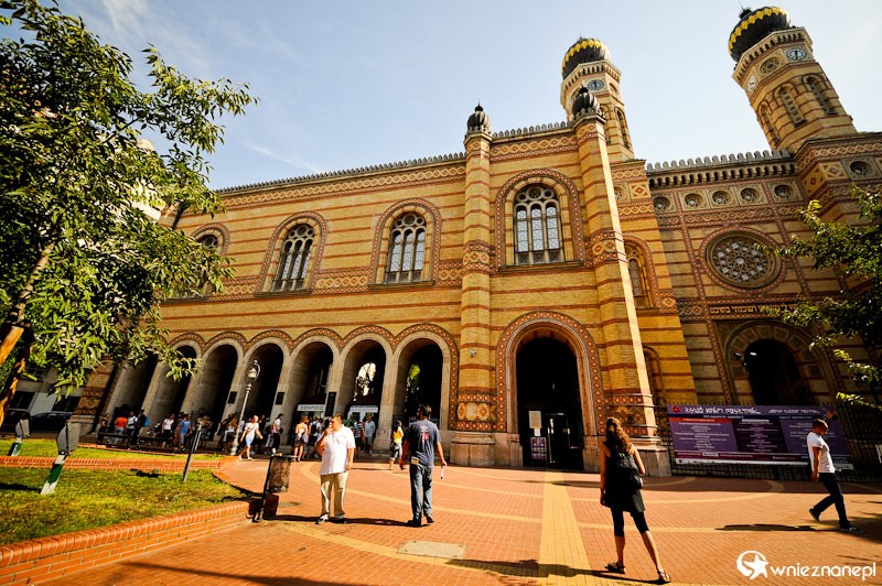 Budapeszt. Synagoga. - foto: wnieznane.pl