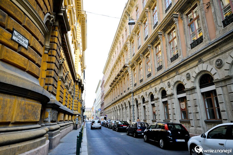 Budapeszt. W centrum miasta. - foto: wnieznane.pl