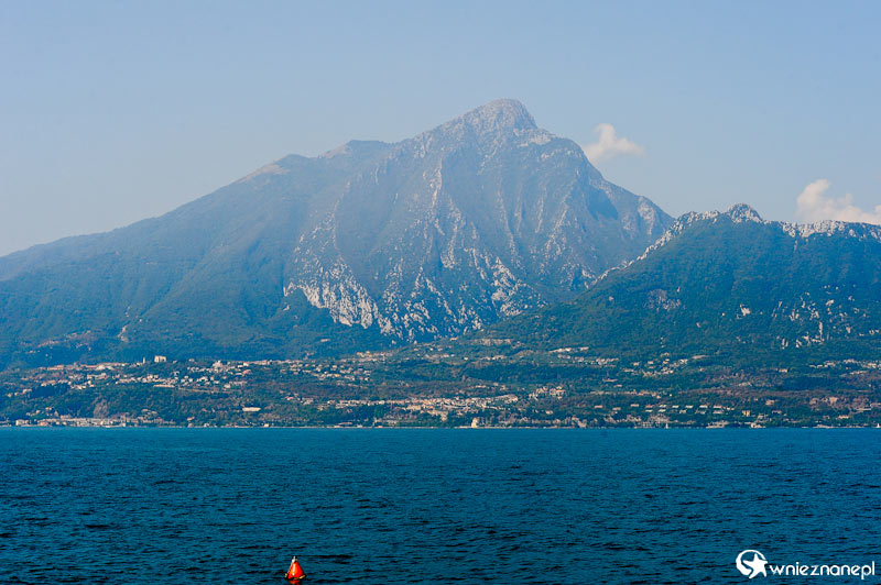 Nad Jeziorem Garda (Lago di Garda).  - foto: wnieznane.pl