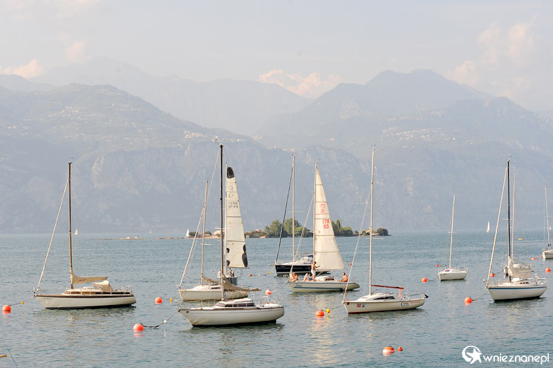 Nad Jeziorem Garda (Lago di Garda).   - foto: wnieznane.pl