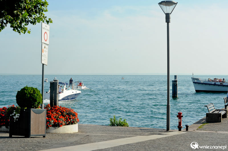 Nad Jeziorem Garda (Lago di Garda).   - foto: wnieznane.pl