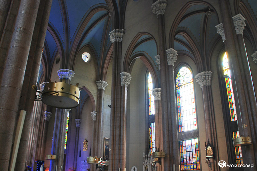 Stambuł. Wnętrza kościoła św. Antoniego Padewskiego. - foto: wnieznane.pl