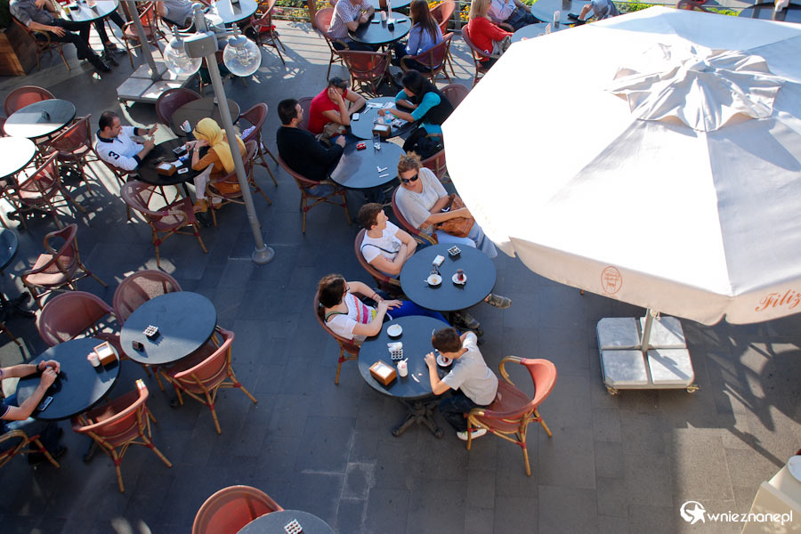 Niedzielne popołudnie w azjatyckim Stambule. - foto: wnieznane.pl