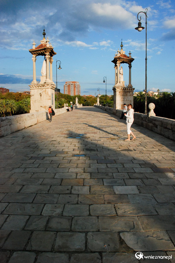 Walencja.  - foto: wnieznane.pl