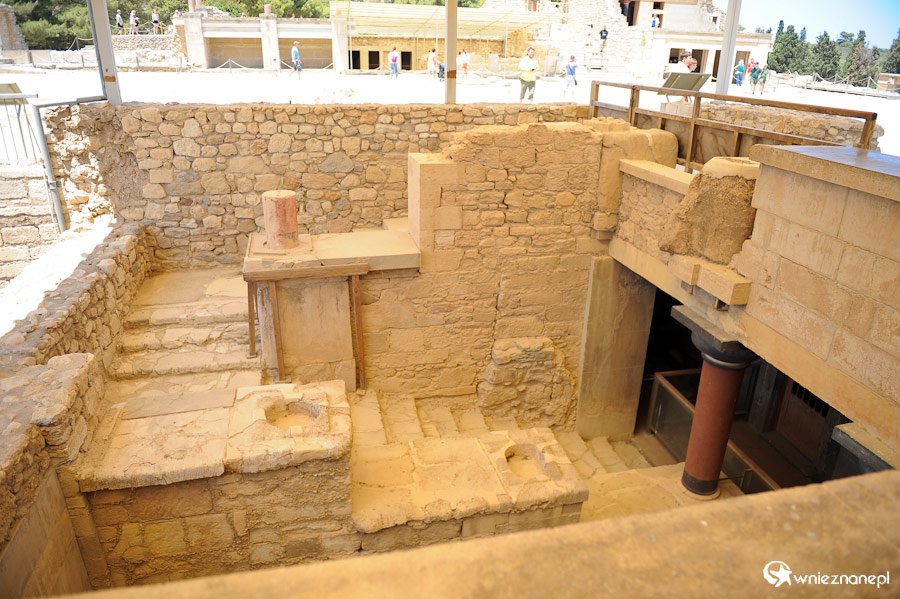 Wyspa Kreta. Ruiny starożytnego pałacu w Knossos.  - foto: wnieznane.pl
