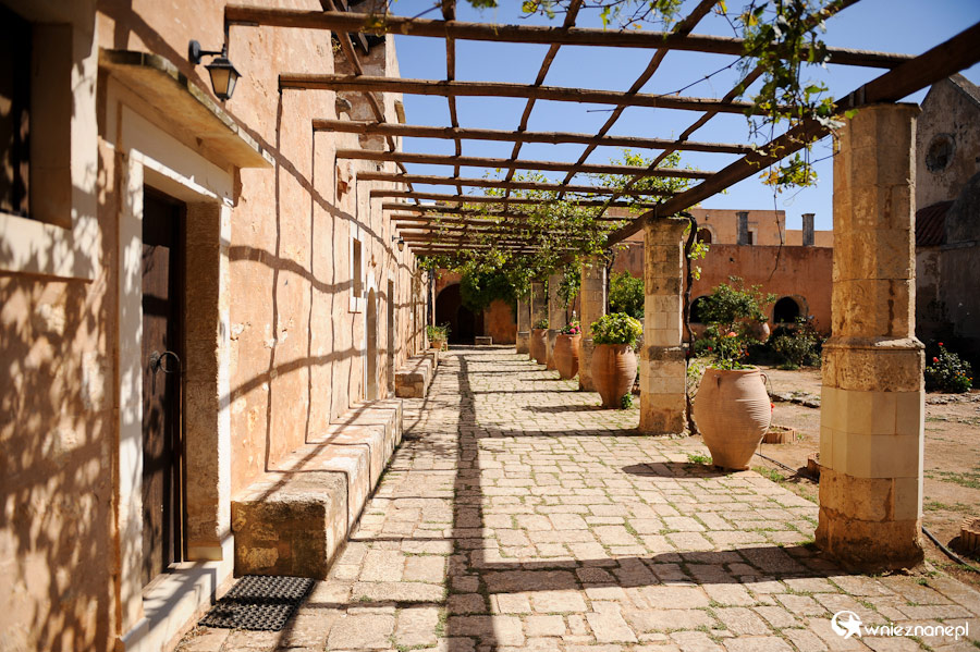 Wyspa Kreta. Na terenie klasztoru Moni Arkadiu.  - foto: wnieznane.pl
