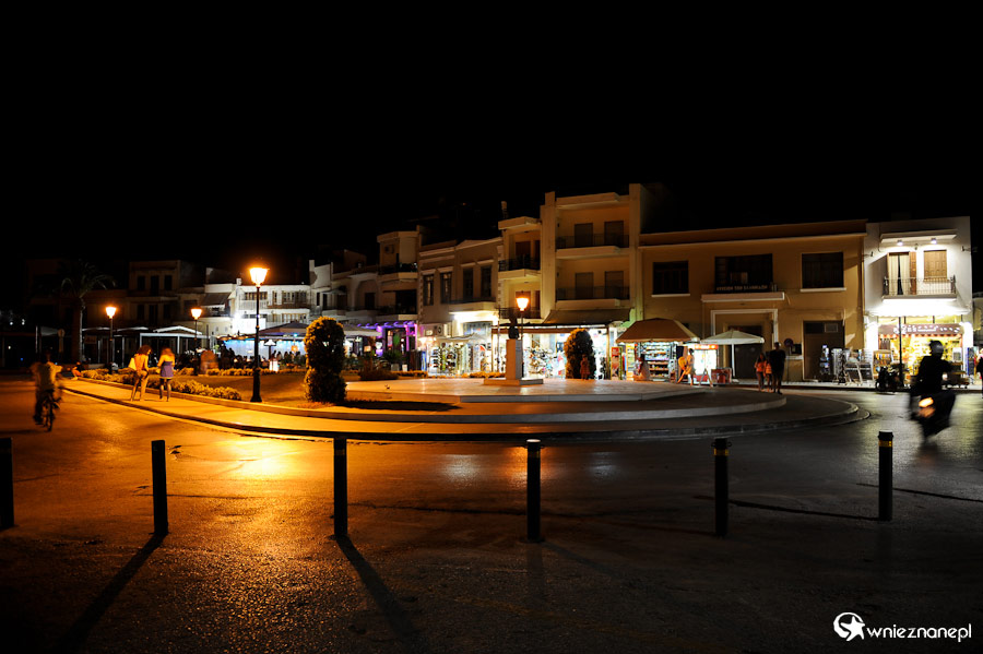 Wyspa Kreta. Rethymnon nocą. - foto: wnieznane.pl Wyspa Kreta. Rethymnon nocą. - foto: wnieznane.pl