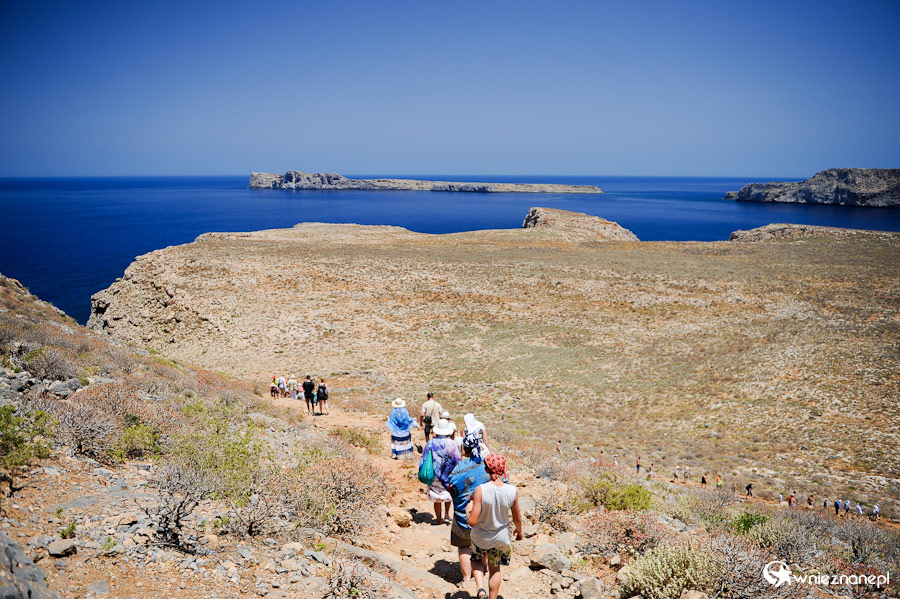 Wyspa Kreta. Zejście z twierdzy na Gramvousie. - foto: wnieznane.pl