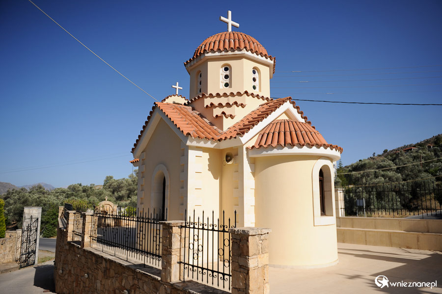 Wyspa Kreta. Piękny kościół w Spili. - foto: wnieznane.pl