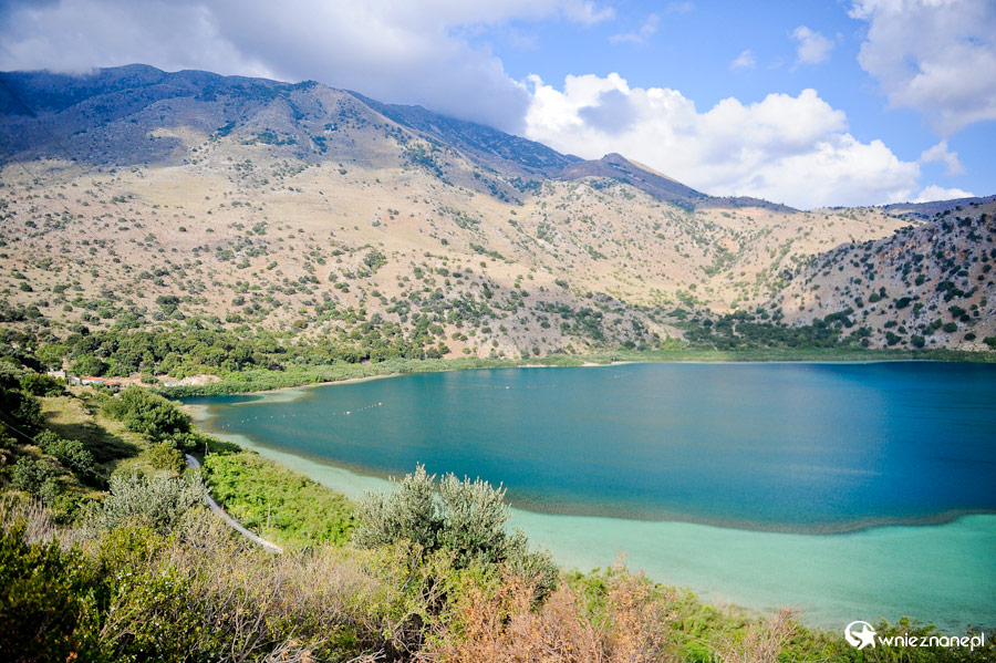 Wyspa Kreta. Jezioro Kourna o poranku. - foto: wnieznane.pl