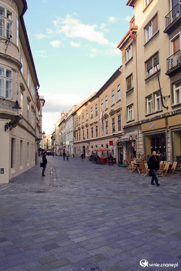Bratysława. Na Starym Mieście. - foto: wnieznane.pl
