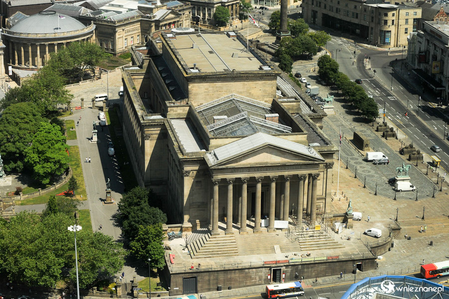 Liverpool. Widok z wieży widokowej St George's Hall.  - foto: wnieznane.pl