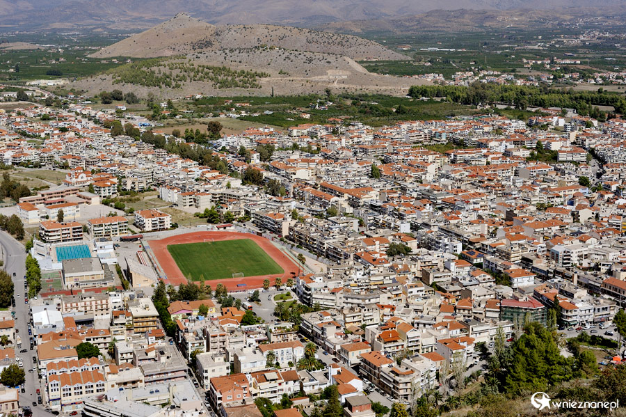 Peloponez. Widok na Nafplio z twierdzy Palamidi. - foto: wnieznane.pl Peloponez. Widok na Nafplio z twierdzy Palamidi. - foto: wnieznane.pl