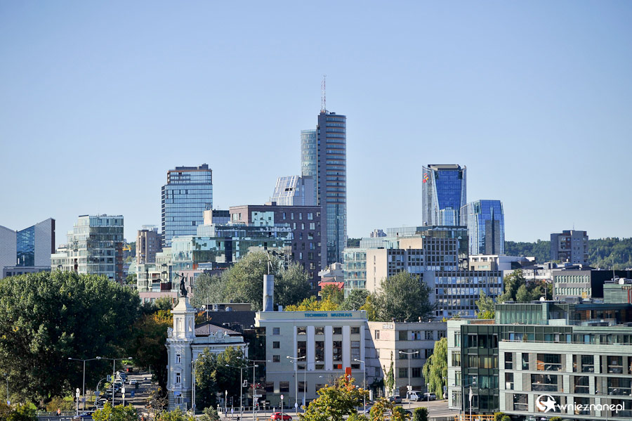 Wilno XXI wieku - szklane wieżowce. - foto: wnieznane.pl Wilno XXI wieku - szklane wieżowce. - foto: wnieznane.pl