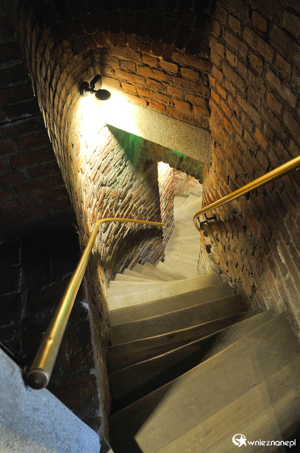 Wilno. Wejście na Basztę Giedymina. - foto: wnieznane.pl