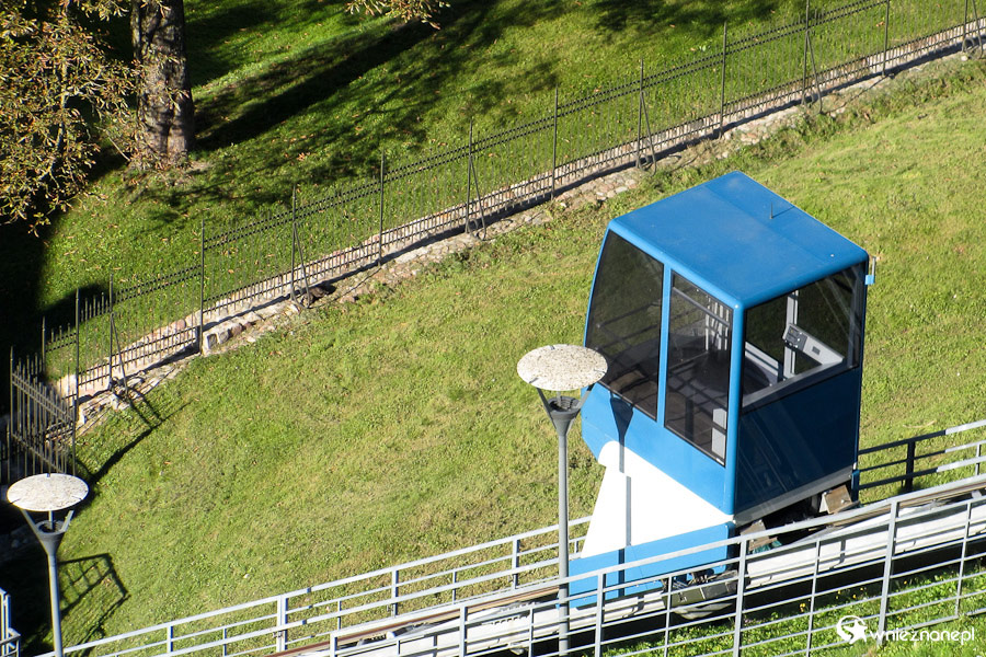 Wilno. Na wzgórze Giedymina można wjechać kolejką. - foto: wnieznane.pl