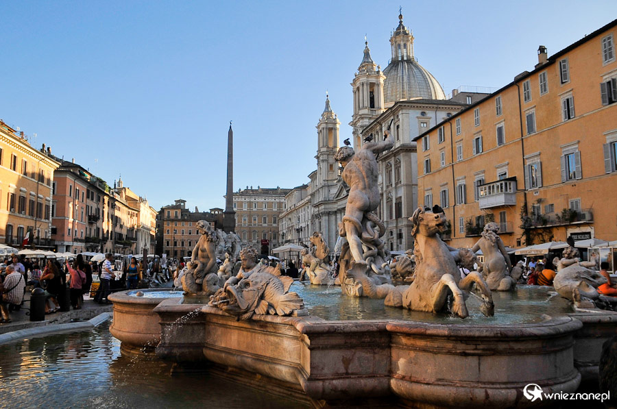 Rzym. Fontanna na Piazza Navona. - foto: wnieznane.pl