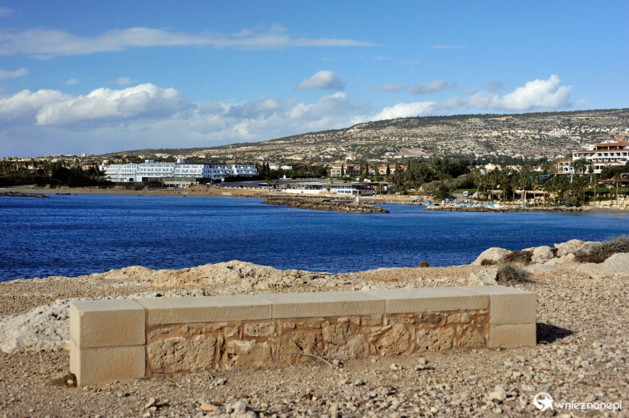 Cypr zimą. Morze w okolicy Pafos. - foto: wnieznane.pl