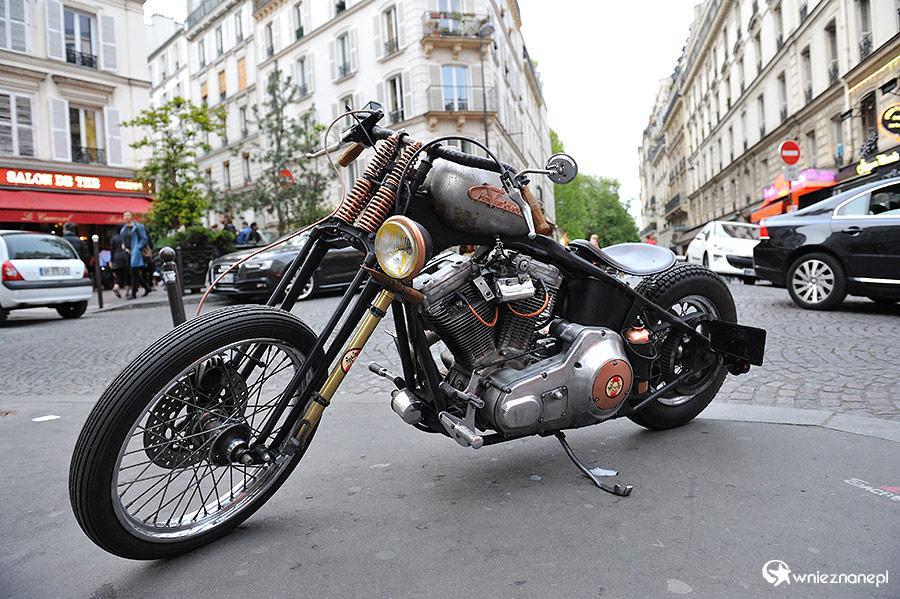 Paryż. Na jednej z paryskich ulic... - foto: wnieznane.pl Paryż. Na jednej z paryskich ulic... - foto: wnieznane.pl