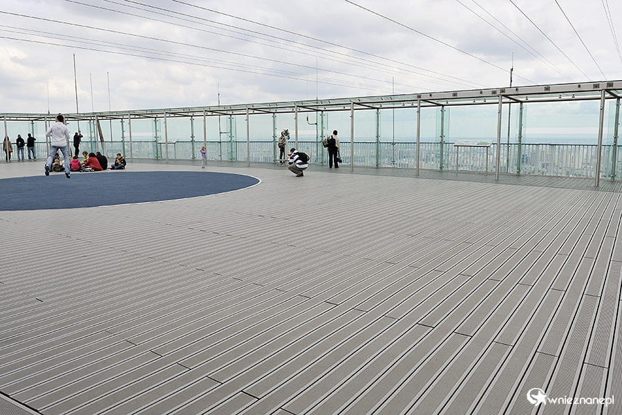 Paryż. Taras widokowy na wieży Montparnasse. - foto: wnieznane.pl