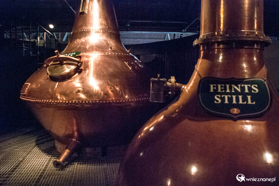 Dublin. Old Jameson Distillery. Kadzie w muzeum whiskey. - foto: wnieznane.pl Dublin. Old Jameson Distillery. Kadzie w muzeum whiskey. - foto: wnieznane.pl