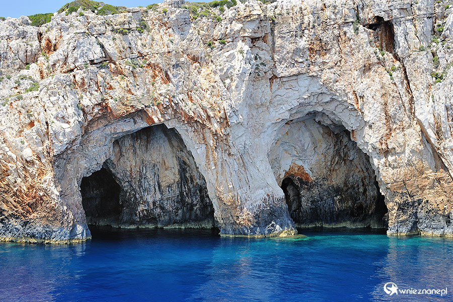 Zakynthos. Jaskinie w okolicach Korakonisi. - foto: wnieznane.pl