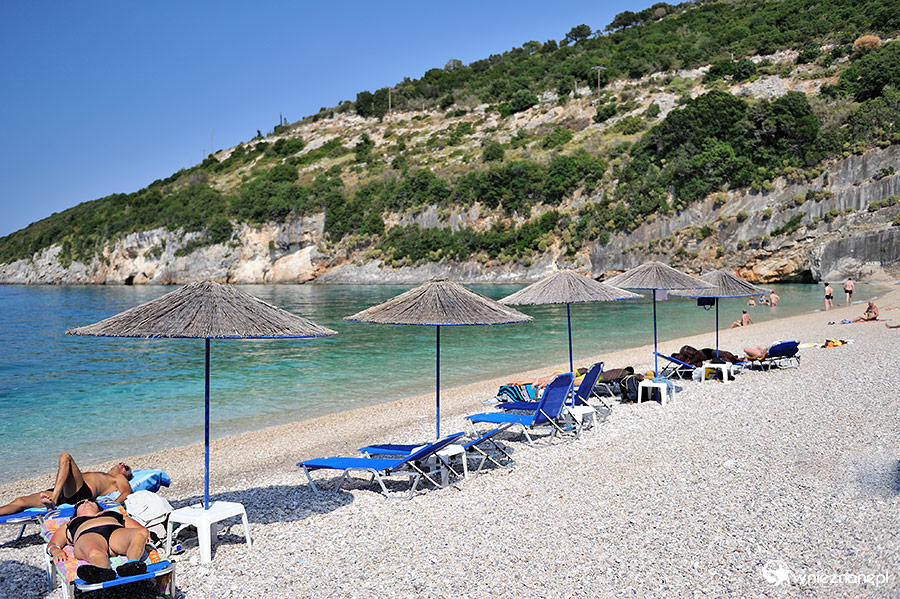 Zakynthos. Wypoczynek na plaży Makris Gialos. - foto: wnieznane.pl