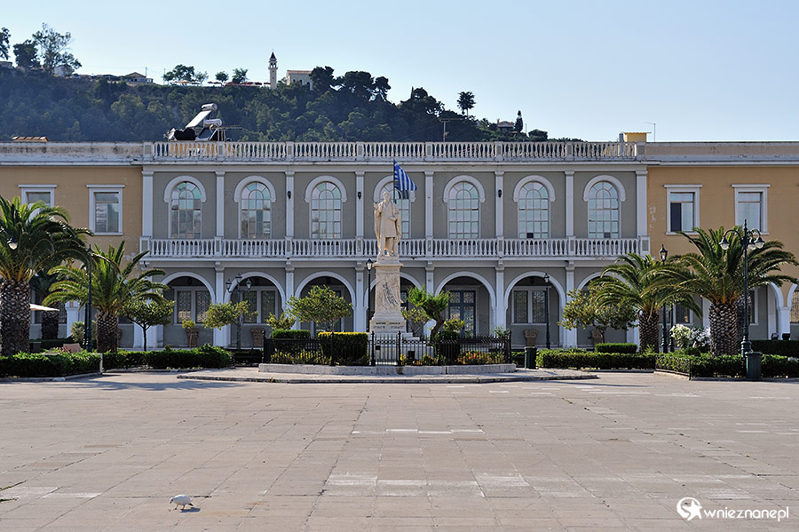 Zakynthos. Solomos Square to główny plac stolicy wyspy, Zante. - foto: wnieznane.pl