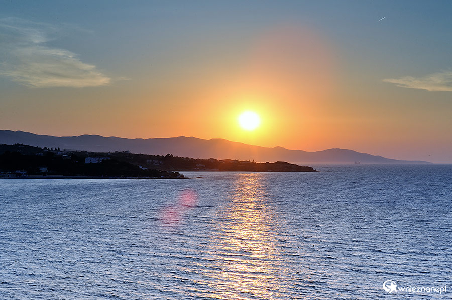 Zakynthos. Piękny zachód słońca w Tsilivi. - foto: wnieznane.pl