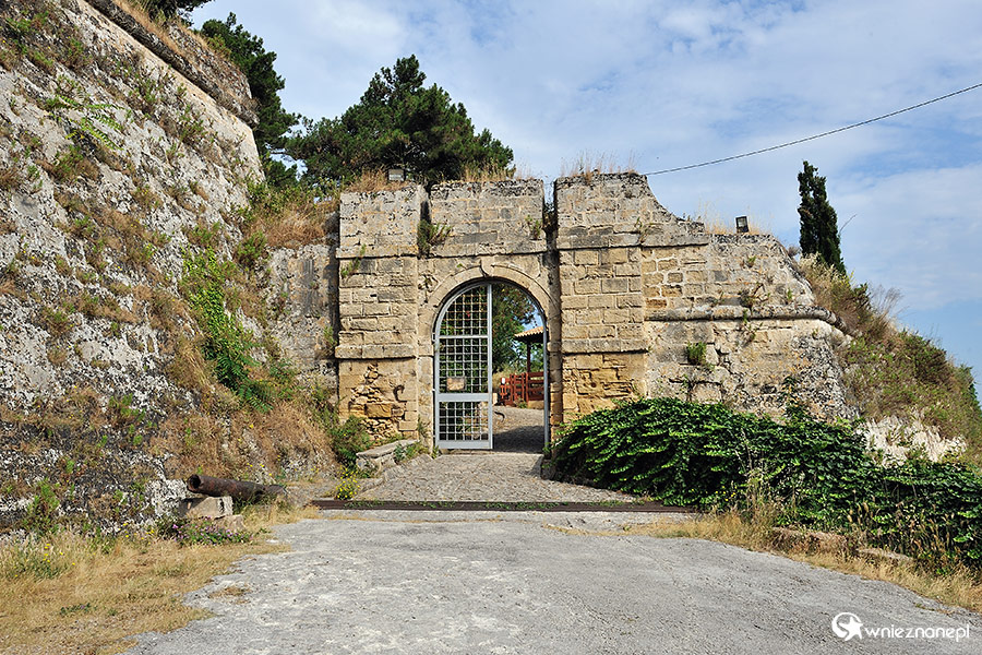 Zakynthos. Wejście do Twierdzy Bohali, górującej nad Zante. - foto: wnieznane.pl