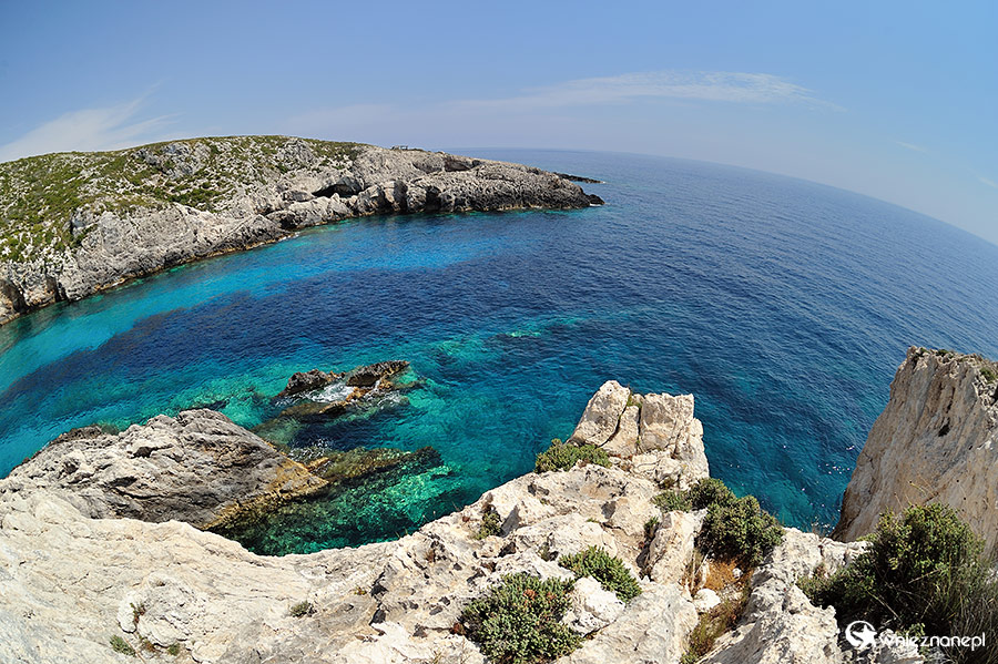 Zakynthos. Fantastyczna woda w Porto Limnionas. - foto: wnieznane.pl