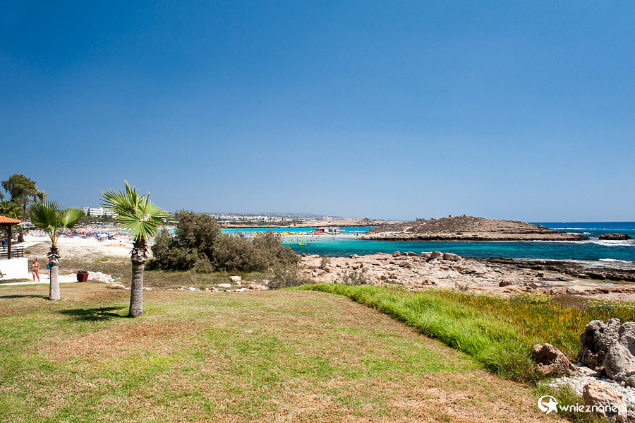 Cypr latem. Widok na Nissi Beach. - foto: wnieznane.pl Cypr latem. Widok na Nissi Beach. - foto: wnieznane.pl