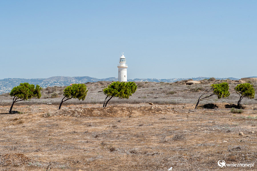 Cypr latem. Latarnia morska w Pafos. - foto: wnieznane.pl