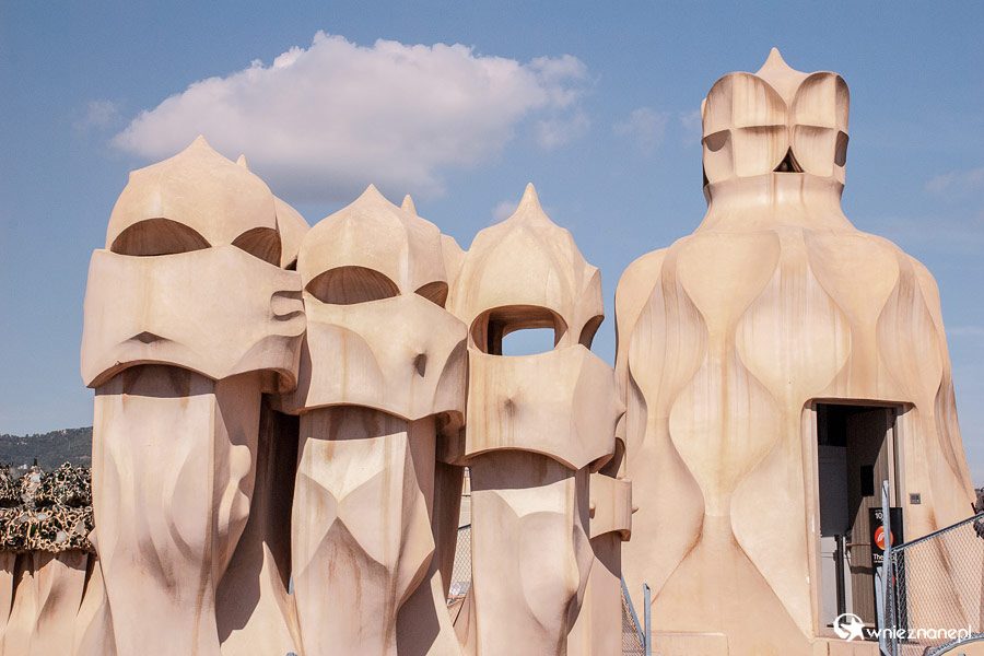 Barcelona. Casa Milà. - foto: wnieznane.pl
