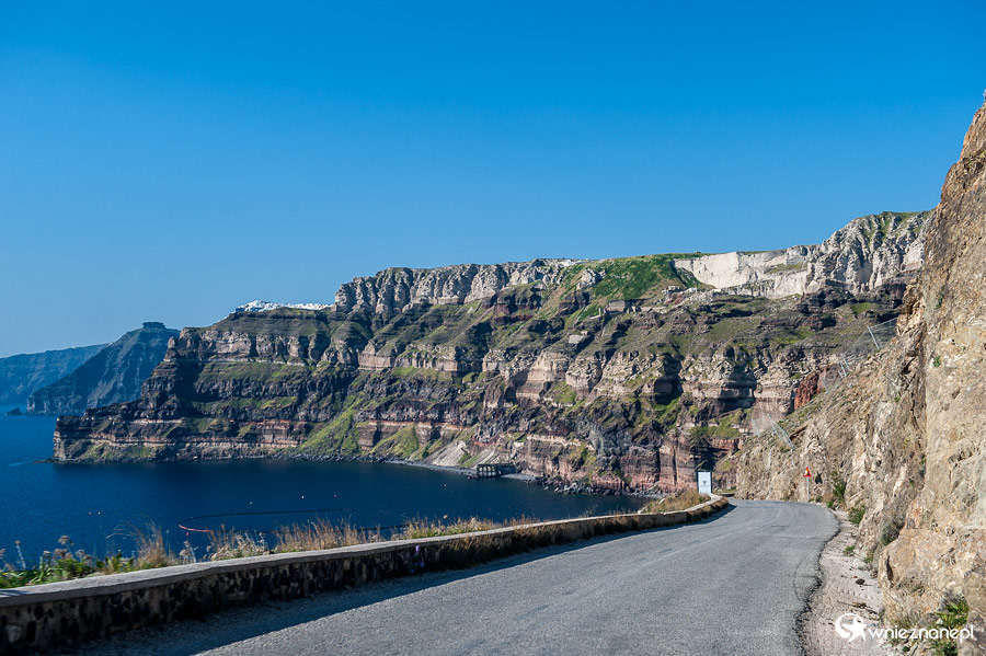 Santorini. Droga do nowego portu. - foto: wnieznane.pl