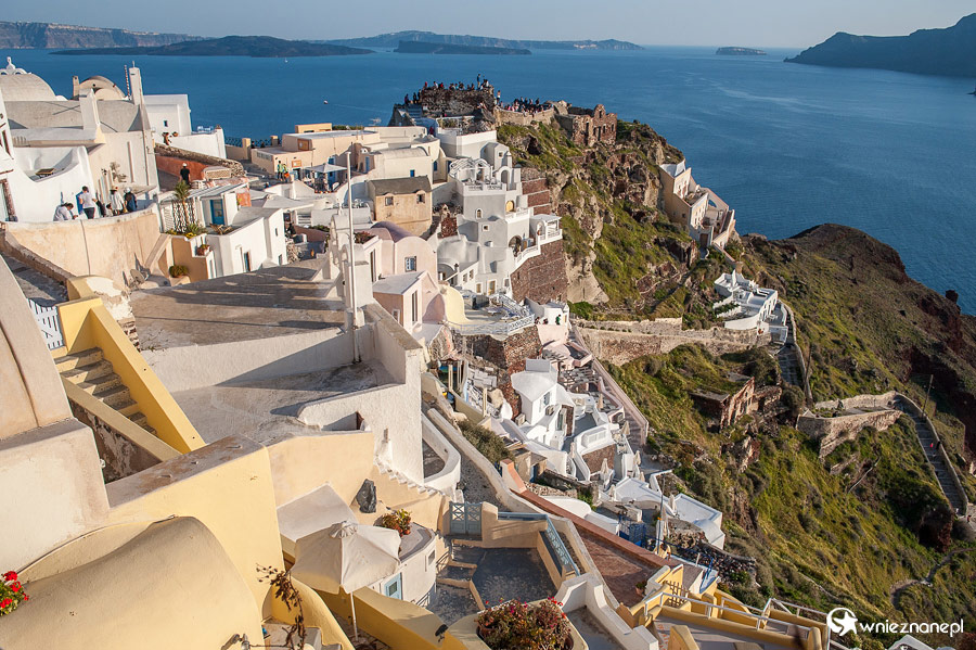 Santorini. Ruiny Fortu Londsa w Oi. - foto: wnieznane.pl