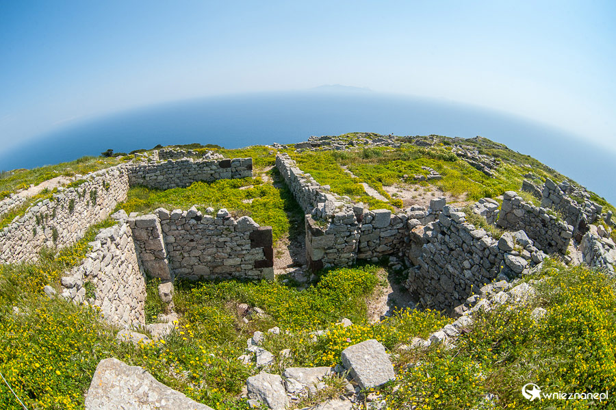 Santorini. Na terenie ruin Starożytnej Thery. - foto: wnieznane.pl