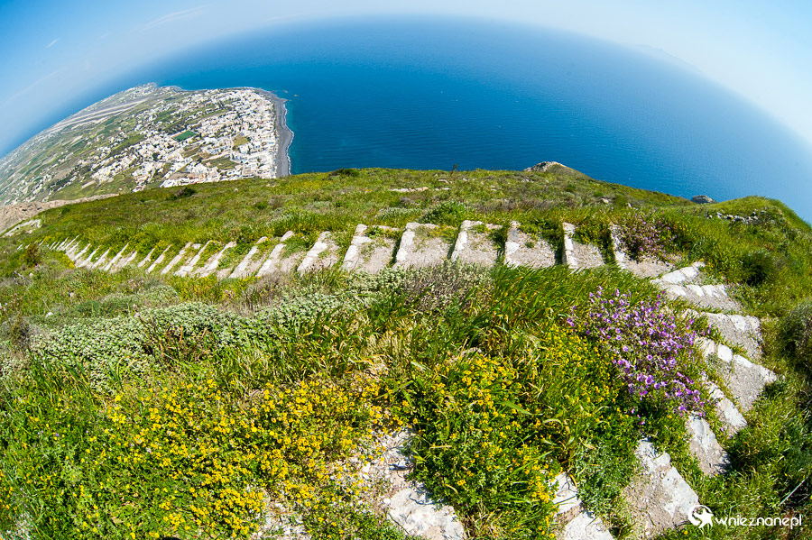 Santorini. Na terenie ruin Starożytnej Thery. - foto: wnieznane.pl