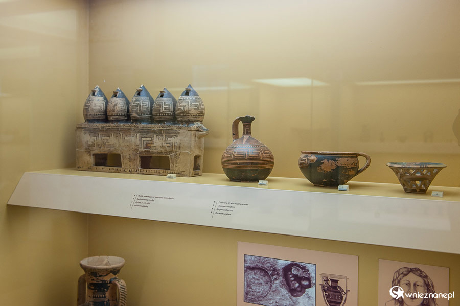 Ateny. Na terenie starożytnej Agory - Stoa Attalosa. - foto: wnieznane.pl