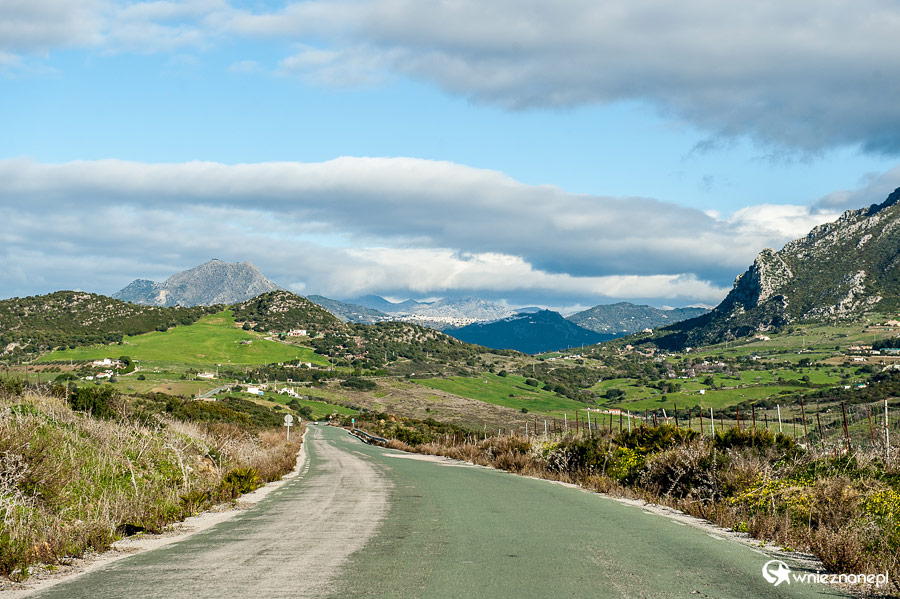 Andaluzja. Malownicza droga do Casares. - foto: wnieznane.pl
